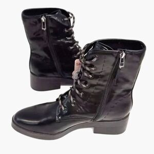 Lace Up Boots Melanie . Size: 9 ......... Sam & Libby . New In The Box